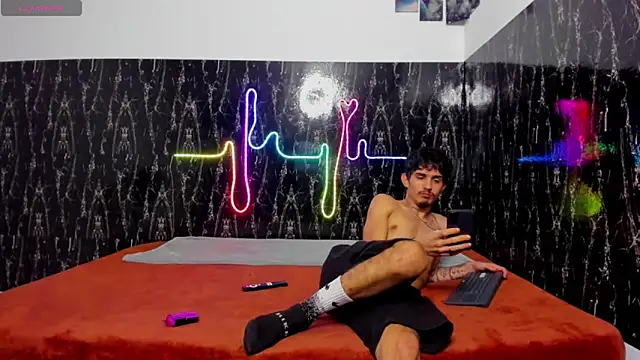 Snapshot of nextboywell1 chatting on December 20, 2025, 1:40 pm nextboywell1 online show from December 20, 2025, 1:40 pm