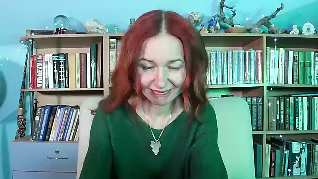 Foxilady357 online show from April 21, 2026, 12:55 pm