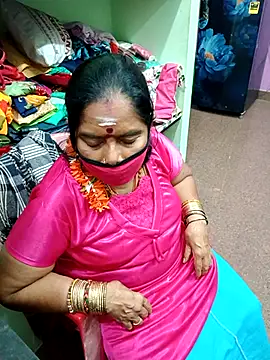 amuthasree online show from October 13, 2025, 9:15 pm