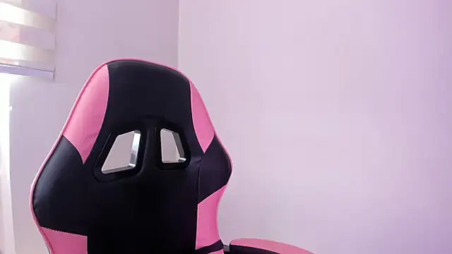 Arianna Jannes online show from March 7, 2026, 4:15 pm