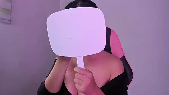 Arianna Jannes online show from March 18, 2026, 4:21 pm