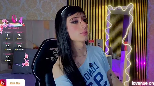 boyfox tay online show from June 10, 2026, 5:39 am