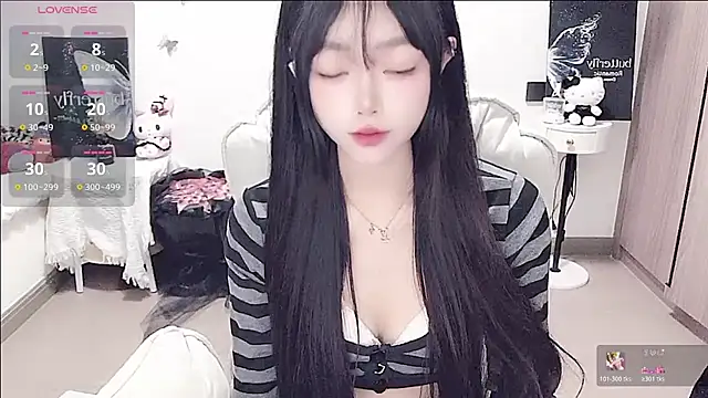 -EEBABY online show from July 7, 2026, 4:00 pm