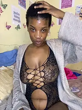 Caramel Mellow online show from October 2, 2025, 8:05 pm