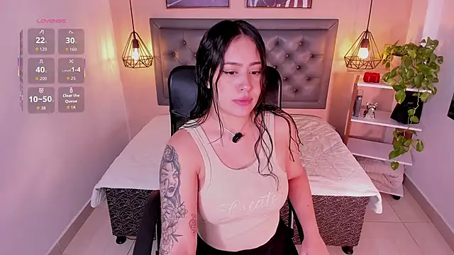 aisha duque online show from January 13, 2026, 8:03 pm