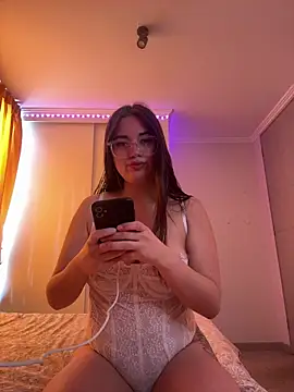 JosefaSweet online show from July 2, 2026, 3:18 pm