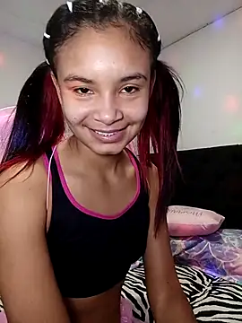 liz7skinny online show from April 12, 2026, 7:52 pm