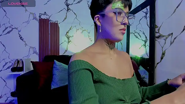 Rebeka-baker online show from October 8, 2025, 1:20 pm