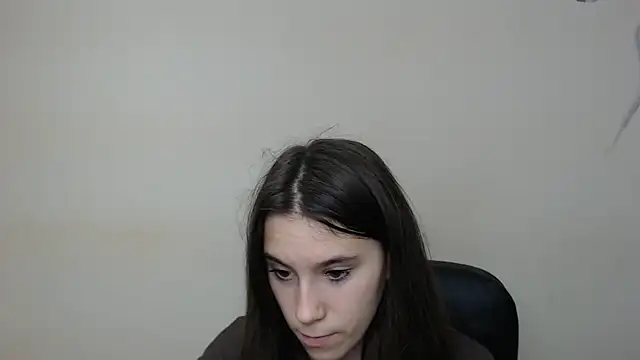 RosaRay  online show from September 25, 2025, 6:50 am