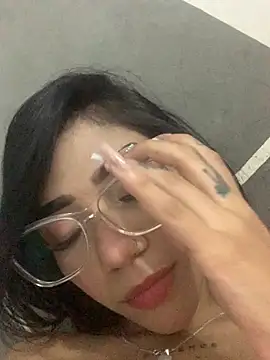 Snapshot of ElaRose_12 chatting on October 13, 2025, 7:36 pm ElaRose 12 online show from October 13, 2025, 7:36 pm