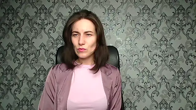 Snapshot of Kelly_Kisss chatting on February 5, 2026, 6:12 pm Kelly Kisss online show from February 5, 2026, 6:12 pm