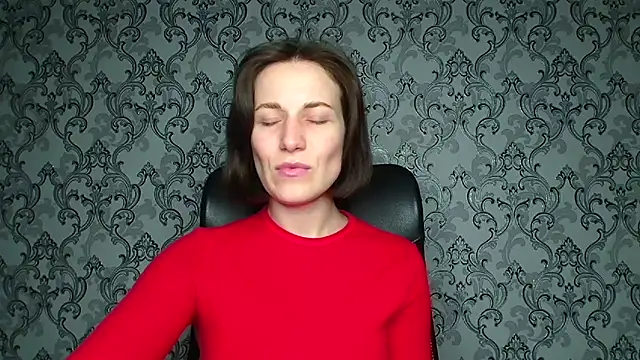 Snapshot of Kelly_Kisss chatting on February 11, 2026, 12:32 pm Kelly Kisss online show from February 11, 2026, 12:32 pm