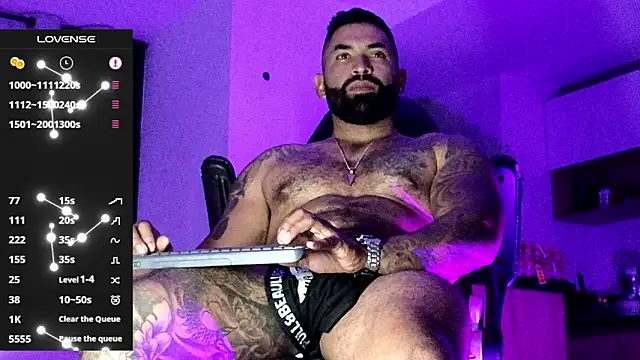 Max-prada online show from February 14, 2026, 2:08 am