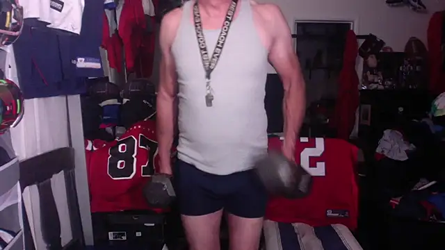 DILFJockDad87 online show from March 16, 2026, 12:31 pm