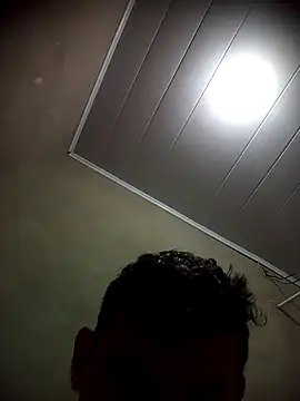 Henriquepauzao10 online show from February 24, 2026, 8:07 pm