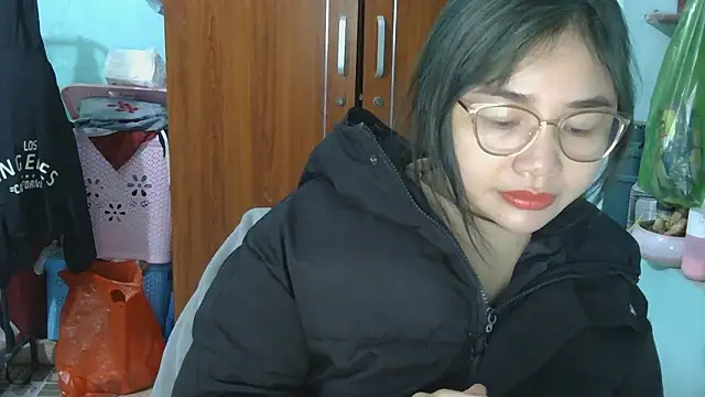 Uhem112 online show from January 6, 2026, 12:47 am