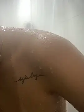 Snapshot of jujubah69 chatting on November 1, 2025, 6:04 am jujubah69 online show from November 1, 2025, 6:04 am