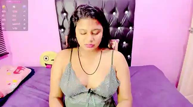 INDIANFLAME online show from March 15, 2025, 2:12 pm