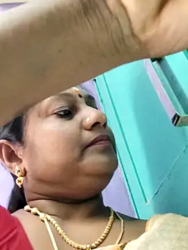 Snapshot of papukurty chatting on May 1, 2026, 9:03 am papukurty online show from May 1, 2026, 9:03 am