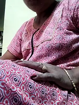 Snapshot of papukurty chatting on May 4, 2026, 4:30 am papukurty online show from May 4, 2026, 4:30 am