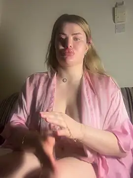 Snapshot of aydabella7777 chatting on January 16, 2026, 9:41 pm aydabella7777 online show from January 16, 2026, 9:41 pm