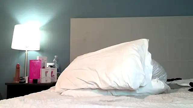 Keikomiller online show from December 14, 2025, 1:16 pm