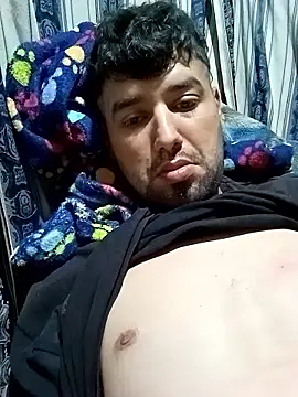 jjhojan11 online show from January 10, 2026, 8:43 pm