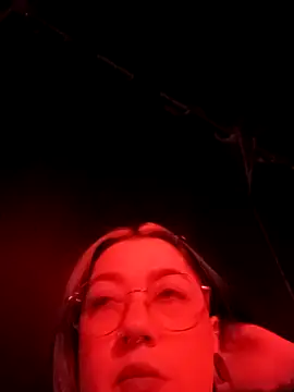 Snapshot of Dulcedeanis chatting on October 24, 2025, 4:42 am Dulcedeanis online show from October 24, 2025, 4:42 am