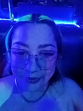 Snapshot of Dulcedeanis chatting on October 28, 2025, 2:26 am Dulcedeanis online show from October 28, 2025, 2:26 am