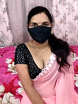 Snapshot of Lalitha-1995 chatting on October 9, 2025, 8:56 am Lalitha-1995 online show from October 9, 2025, 8:56 am