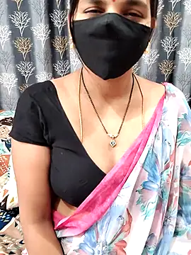 Snapshot of Lalitha-1995 chatting on June 8, 2026, 8:04 am Lalitha-1995 online show from June 8, 2026, 8:04 am