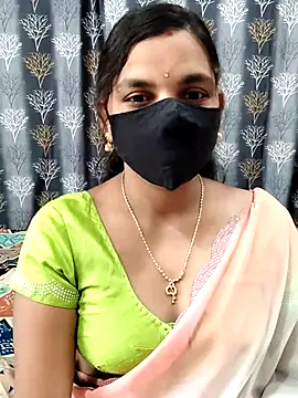 Snapshot of Lalitha-1995 chatting on July 2, 2026, 5:57 am Lalitha-1995 online show from July 2, 2026, 5:57 am