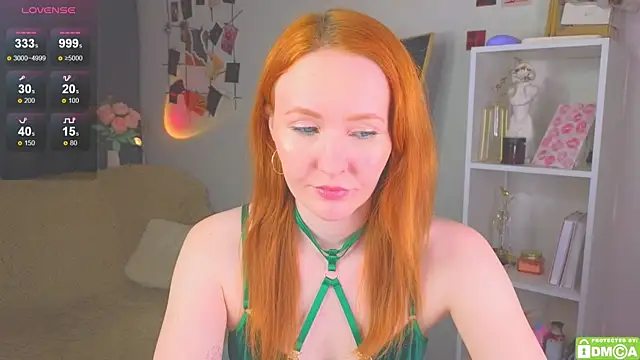 JoyceJones online show from October 11, 2025, 7:34 pm