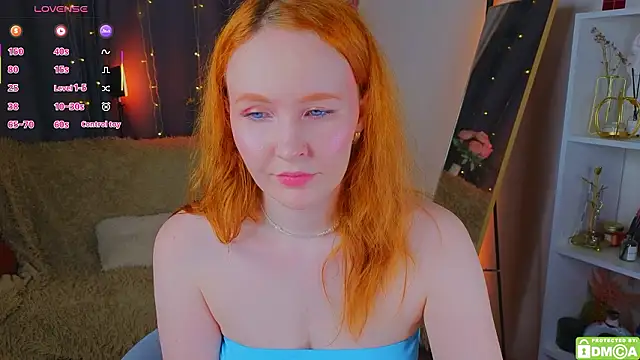 JoyceJones online show from February 8, 2026, 8:56 pm