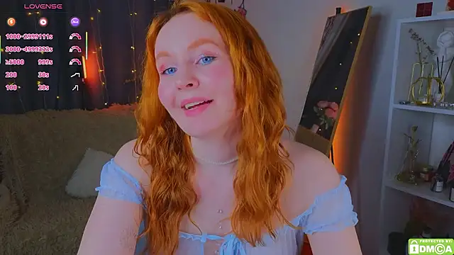 JoyceJones online show from February 12, 2026, 8:15 pm