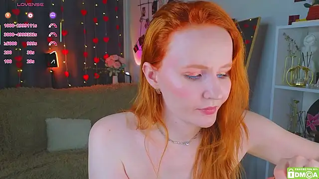 JoyceJones online show from February 22, 2026, 8:51 pm