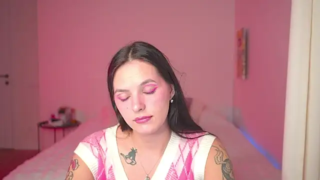 Snapshot of EwelynScott chatting on September 26, 2025, 4:44 pm EwelynScott online show from September 26, 2025, 4:44 pm