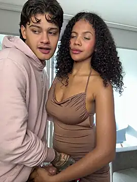 Rose-andres online show from March 4, 2026, 10:05 pm