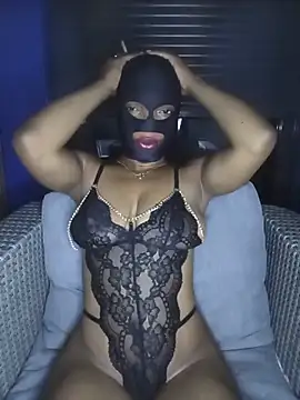 sweetybae75 online show from July 7, 2026, 10:36 pm