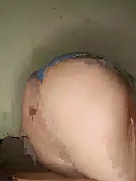 Snapshot of yaraa49 chatting on October 14, 2025, 5:08 am yaraa49 online show from October 14, 2025, 5:08 am