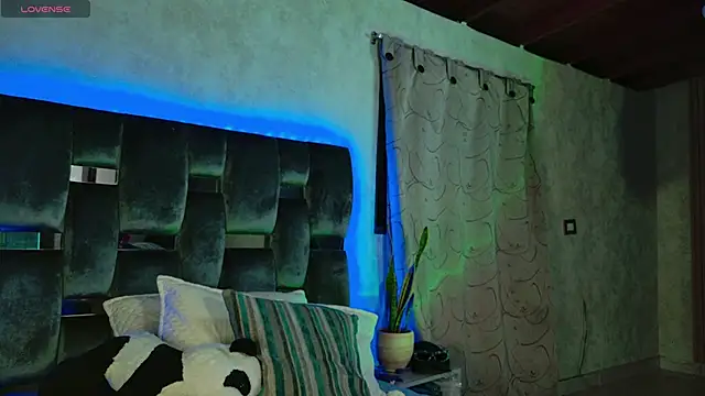 Taurito    online show from November 4, 2025, 5:17 am