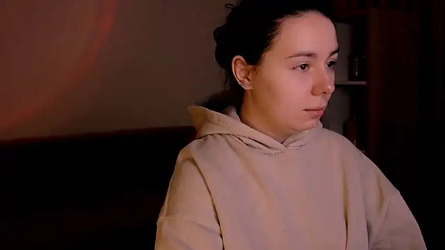 Snapshot of Di_na_Bell chatting on February 25, 2026, 6:56 am Di na Bell online show from February 25, 2026, 6:56 am