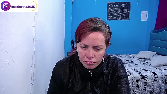 carolinhe  online show from March 27, 2026, 12:16 pm