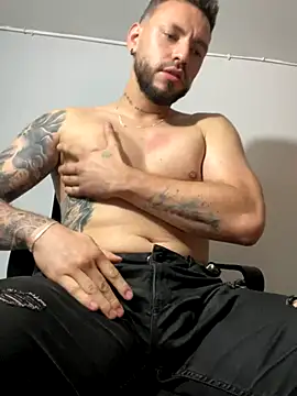 Snapshot of DIMITRI_MASTEER chatting on October 3, 2025, 3:47 am DIMITRI MASTEER online show from October 3, 2025, 3:47 am