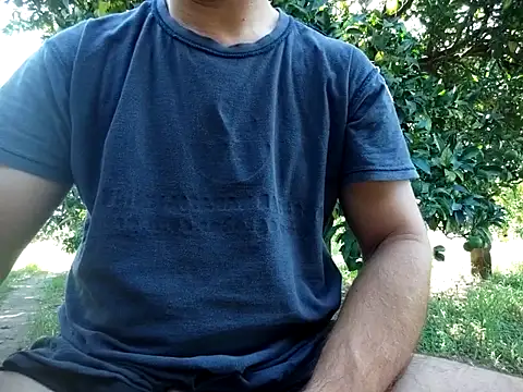 Snapshot of stefanoss321 chatting on September 15, 2025, 8:14 am stefanoss321 online show from September 15, 2025, 8:14 am