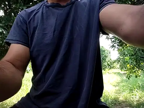 Snapshot of stefanoss321 chatting on September 17, 2025, 8:05 am stefanoss321 online show from September 17, 2025, 8:05 am