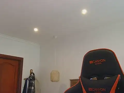 TroyDieselXXX online show from November 13, 2025, 6:34 am