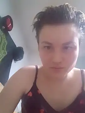 Snapshot of MoonIrene chatting on October 6, 2025, 3:53 pm MoonIrene online show from October 6, 2025, 3:53 pm