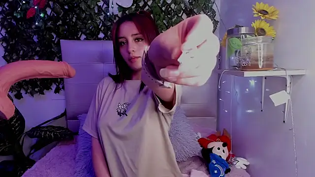 Anna Blade  online show from December 13, 2025, 8:04 pm