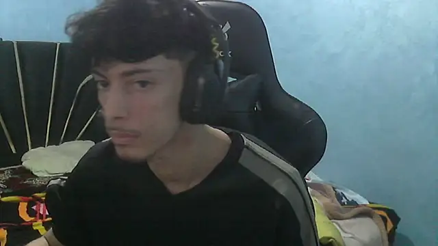 Dark DesireX online show from October 25, 2025, 2:35 pm